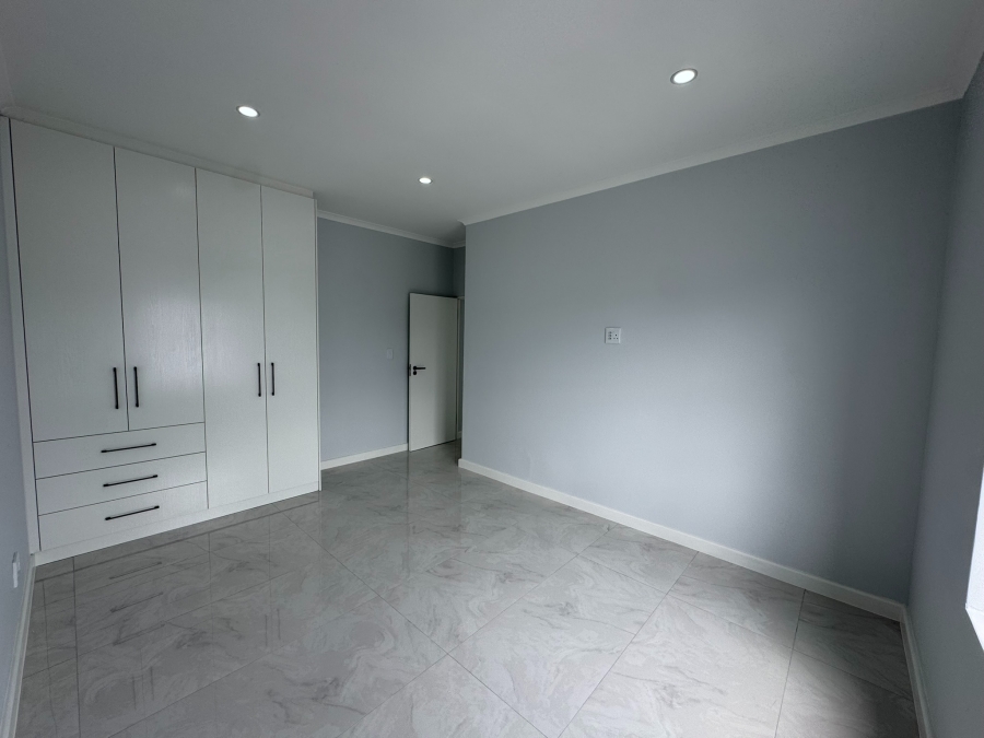 4 Bedroom Property for Sale in Sandown Western Cape